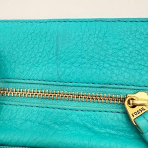 Fossil Turquoise Leather Compact Tri-Fold Wallet - Picture 6 of 6